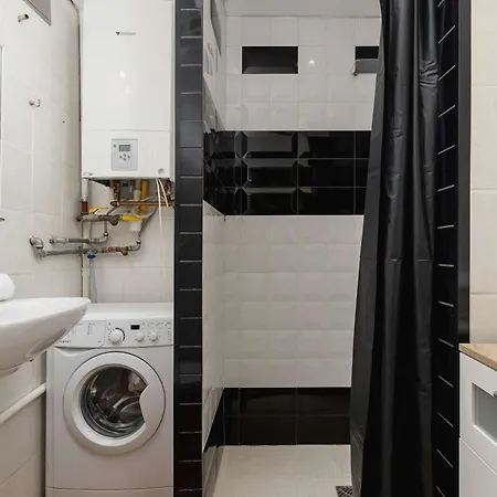 Apartman Prusa Stylish Close To The Center Of Cracow By Renters