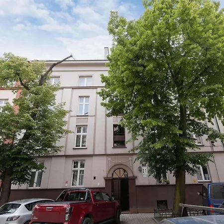 Prusa Stylish Close To The Center Of Cracow By Renters